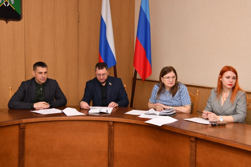 Провели встречу с 3 семьями участников СВО Провели встречу с 3 семьями участников СВО