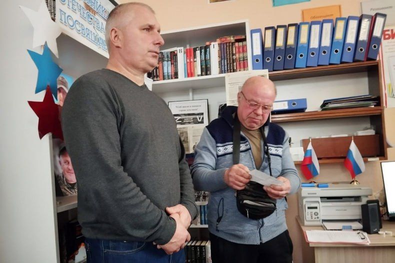 Патриотический час «Герои нашего времени» провели в селе Александровка Патриотический час «Герои нашего времени» провели в селе Александровка