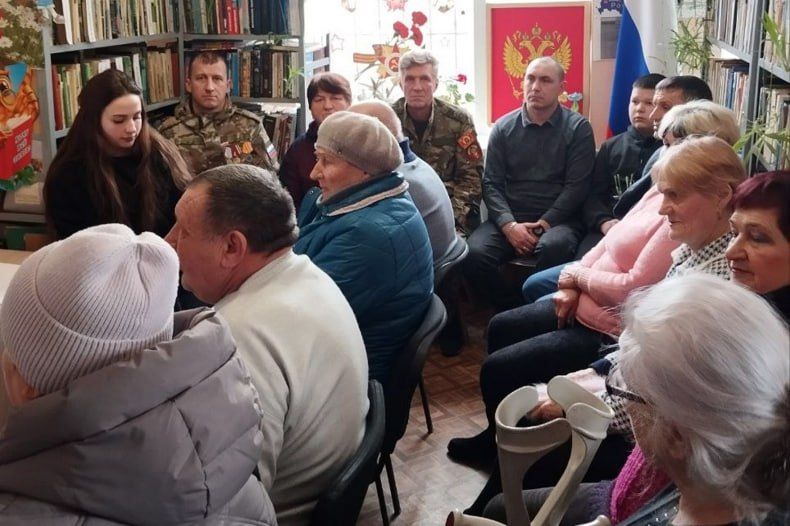 Патриотический час «Герои нашего времени» провели в селе Александровка Патриотический час «Герои нашего времени» провели в селе Александровка