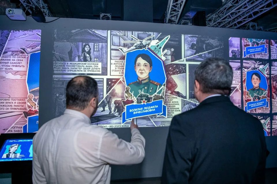 Леонид Пасечник посетил мультимедийный парк «Россия — моя история» в Луганске Леонид Пасечник посетил мультимедийный парк «Россия — моя история» в Луганске