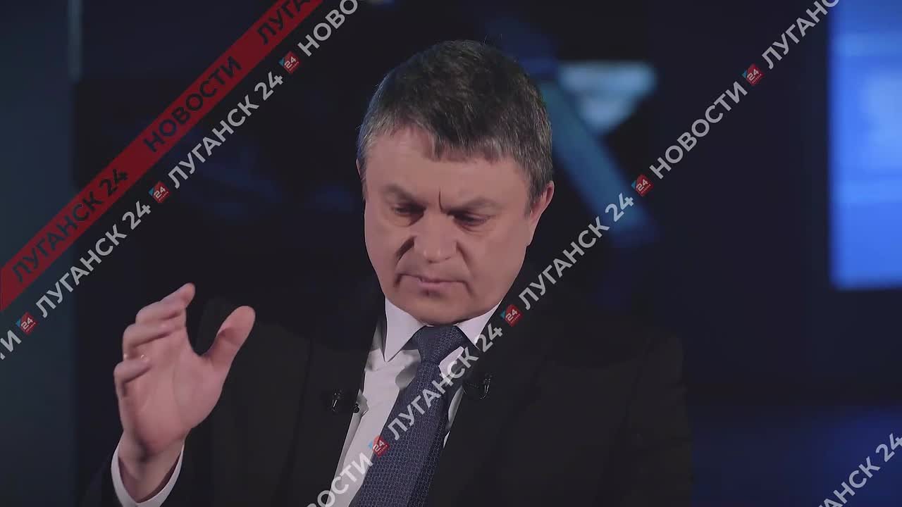 Какую помощь оказывает Республика беженцам из освобожденных территорий?