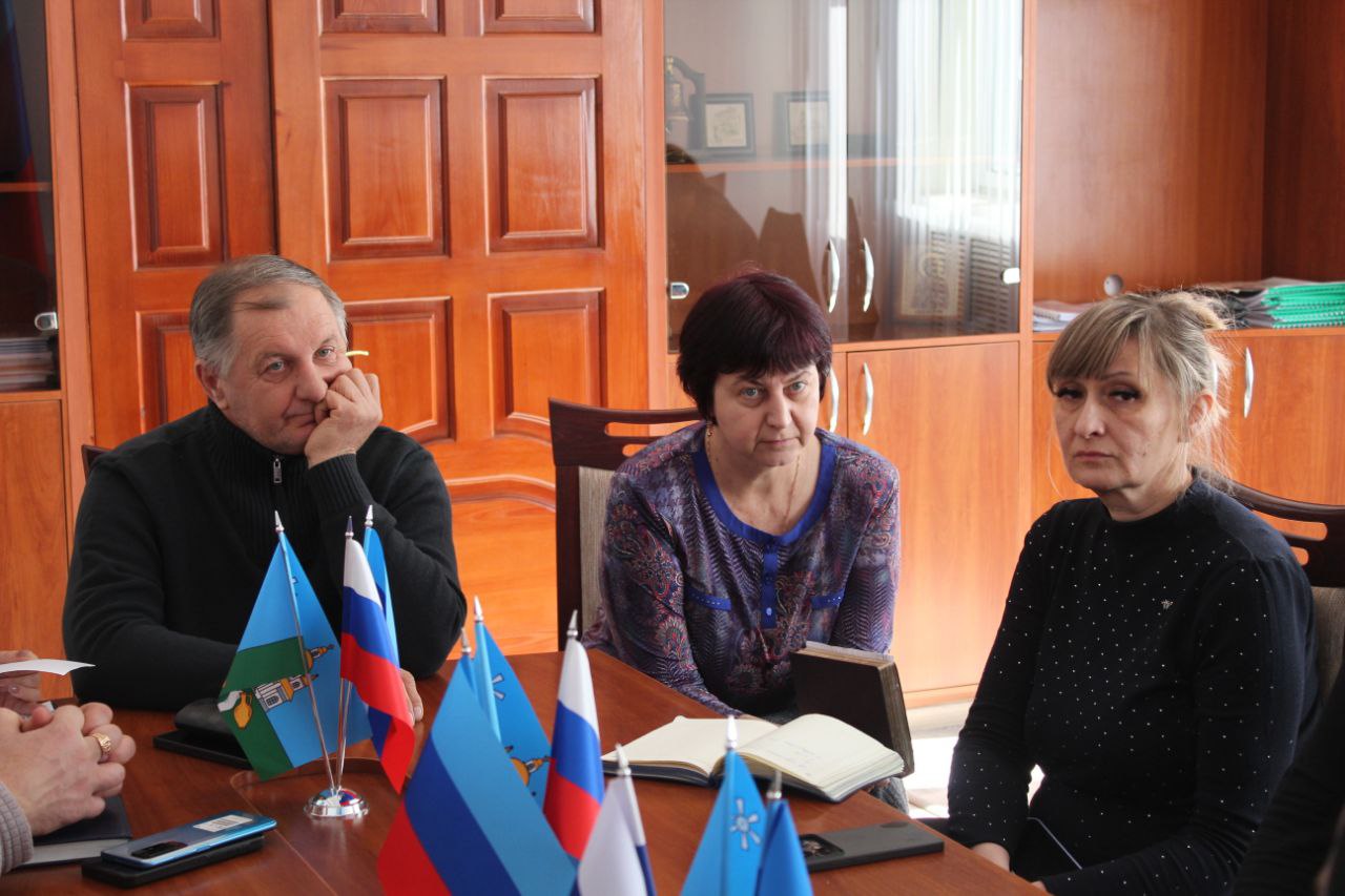 Юлия Кожухарь: Сегодня в Администрации Новопсковского муниципального округа Луганской Народной Республики прошло внеочередное заседание комиссии по чрезвычайным ситуациям Юлия Кожухарь: Сегодня в Администрации Новопсковского муниципального округа Луганской Народной Республики прошло внеочередное заседание комиссии по чрезвычайным ситуациям