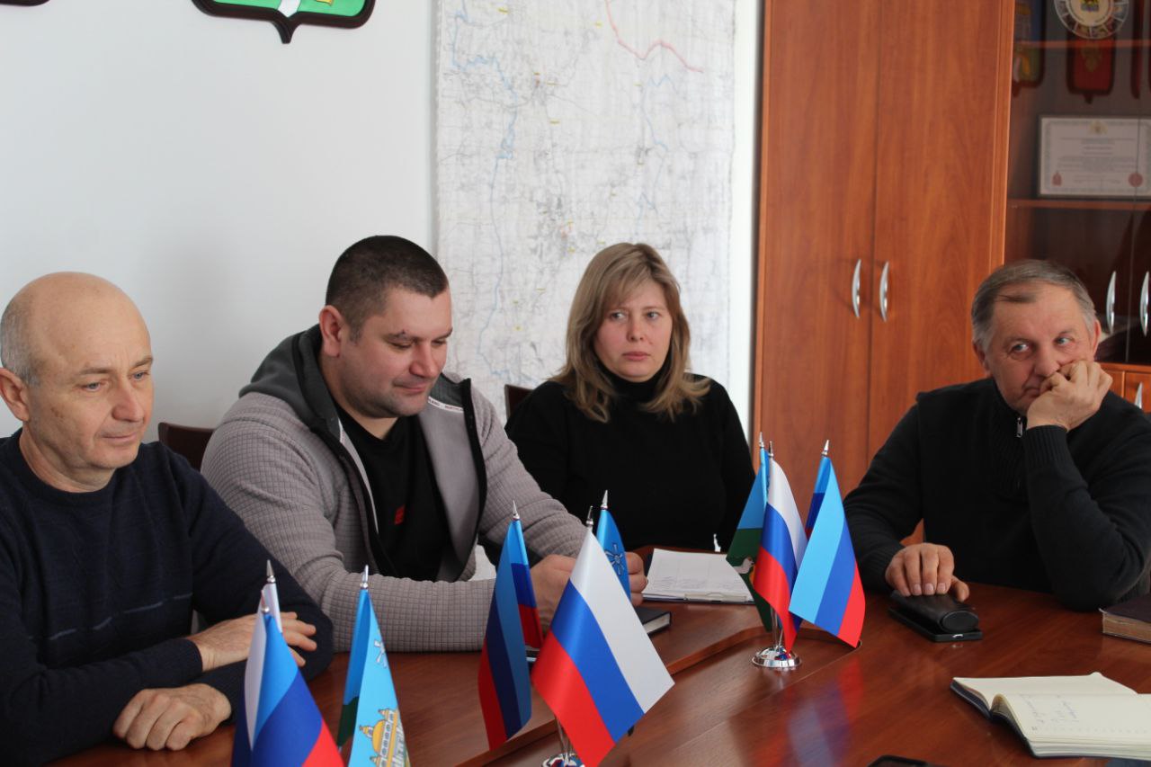 Юлия Кожухарь: Сегодня в Администрации Новопсковского муниципального округа Луганской Народной Республики прошло внеочередное заседание комиссии по чрезвычайным ситуациям Юлия Кожухарь: Сегодня в Администрации Новопсковского муниципального округа Луганской Народной Республики прошло внеочередное заседание комиссии по чрезвычайным ситуациям