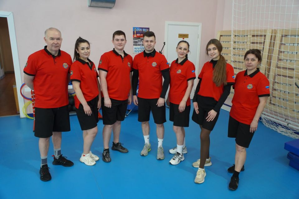 Представители дорожно-транспортной отрасли региона отметили четвертую годовщину признания Россией Луганской Народной Республики спортивным турниром Представители дорожно-транспортной отрасли региона отметили четвертую годовщину признания Россией Луганской Народной Республики спортивным турниром