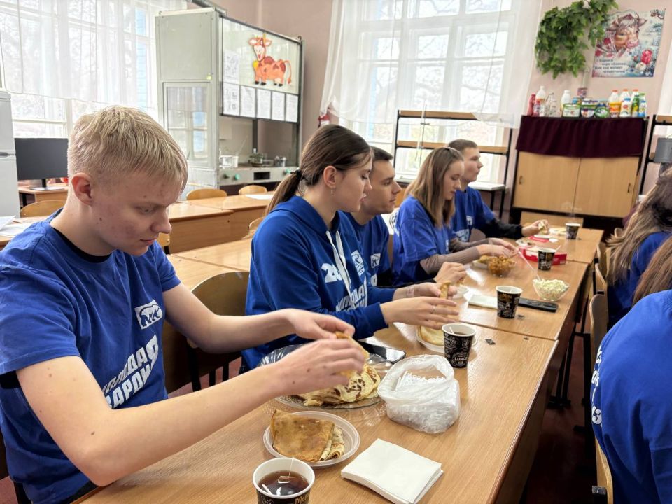 Масленица в Луганском ГАУ. На кафедре технологии молока и молокопродуктов факультета пищевых технологий Луганского государственного аграрного университета имени К.Е Масленица в Луганском ГАУ. На кафедре технологии молока и молокопродуктов факультета пищевых технологий Луганского государственного аграрного университета имени К.Е