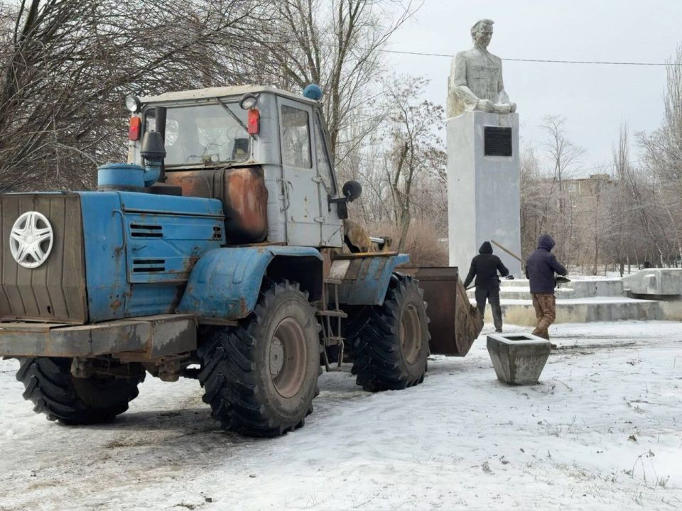 Сергей Колягин: Еще вчера – борьба с гололедицей, а уже сегодня – с выпавшим снегом Сергей Колягин: Еще вчера – борьба с гололедицей, а уже сегодня – с выпавшим снегом