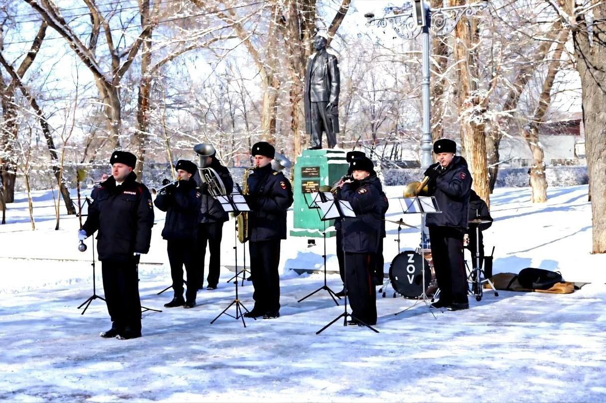 111Культурный центр регионального МВД принял участие в праздничной программе в столичном парке имени Горького 111Культурный центр регионального МВД принял участие в праздничной программе в столичном парке имени Горького