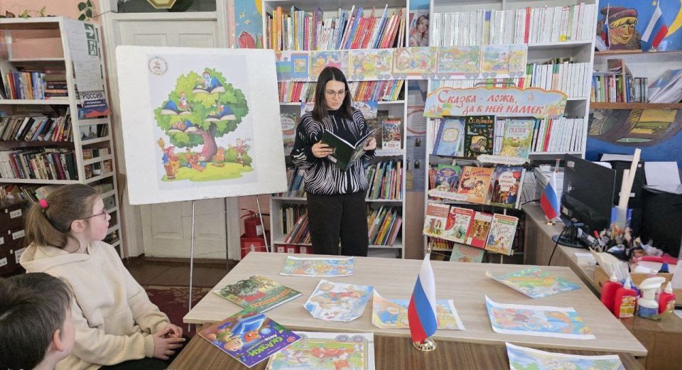Литературные чтения. «Сказка ложь, да в ней намек» Литературные чтения. «Сказка ложь, да в ней намек»