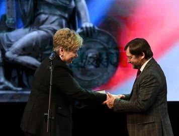 Ольга Бас: Дорогие друзья!. Имела честь присутствовать на историко-патриотическом концерте-встрече «Луганщина земля памяти, верности, клятвы», который прошел в Фольклорном центре «Москва» Ольга Бас: Дорогие друзья!. Имела честь присутствовать на историко-патриотическом концерте-встрече «Луганщина земля памяти, верности, клятвы», который прошел в Фольклорном центре «Москва»