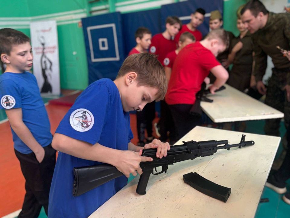 ���� ��������� ���������, ���������� 23 �������, ������������ ����� ������ ��������������� �������� � ������ � ��������� ������������� �������