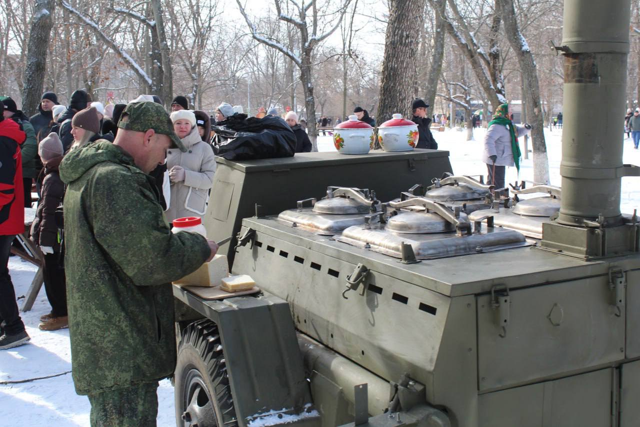 Сергей Козенко: Совместно с жителями округа принял участие в Масленичных гуляниях, которые стали настоящим торжеством весны, радости и тепла, подарив незабываемые впечатления и заряд позитивной энергии Сергей Козенко: Совместно с жителями округа принял участие в Масленичных гуляниях, которые стали настоящим торжеством весны, радости и тепла, подарив незабываемые впечатления и заряд позитивной энергии