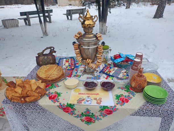 В Калмыковке Меловского округа отпраздновали Масленицу В Калмыковке Меловского округа отпраздновали Масленицу