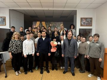 ЛЕКЦИЯ О ВОССОЕДИНЕНИИ И БУДУЩЕМ ЛУГАНСКОЙ НАРОДНОЙ РЕСПУБЛИКИ