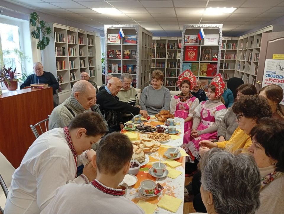 Масленица в Новоайдарской библиотеке: Солнце, блины и весеннее настроение! Масленица в Новоайдарской библиотеке: Солнце, блины и весеннее настроение!