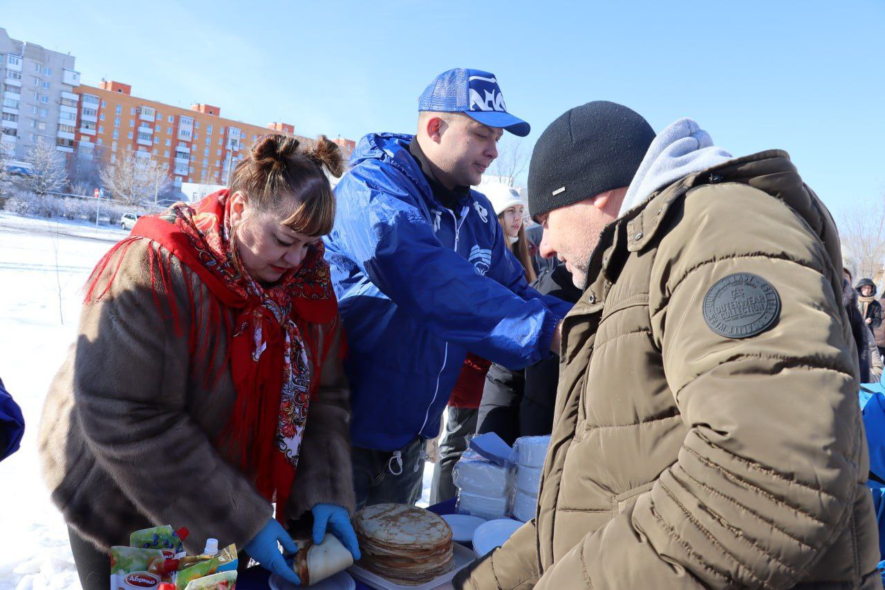 На четырех площадках городского округа прошли Масленичные гуляния На четырех площадках городского округа прошли Масленичные гуляния