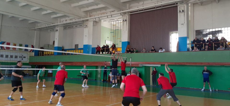 Волейбольные баталии в преддверии 23 февраля Волейбольные баталии в преддверии 23 февраля