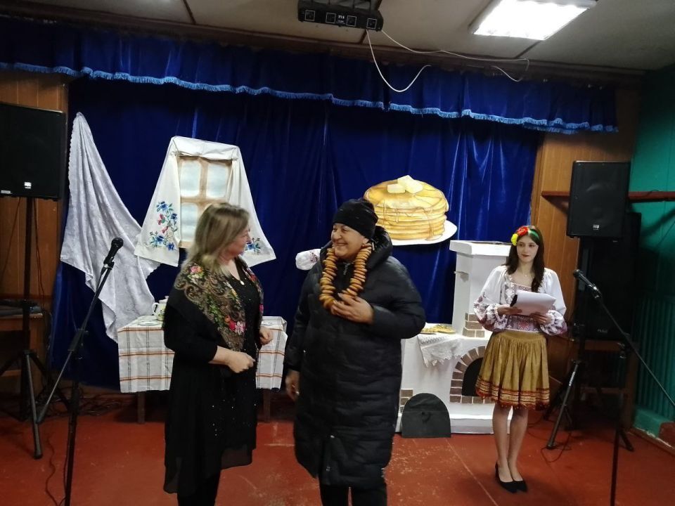 Масленица, согласно русским обычаям, — самый веселый, шумный и народный праздник Масленица, согласно русским обычаям, — самый веселый, шумный и народный праздник