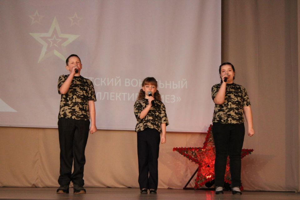 23 февраля 2026 года в зале Центра культуры и досуга Троицкого муниципального округа состоялся торжественный концерт «Щит России, гордость Отечества!», посвященный Дню защитника Отечества 23 февраля 2026 года в зале Центра культуры и досуга Троицкого муниципального округа состоялся торжественный концерт «Щит России, гордость Отечества!», посвященный Дню защитника Отечества