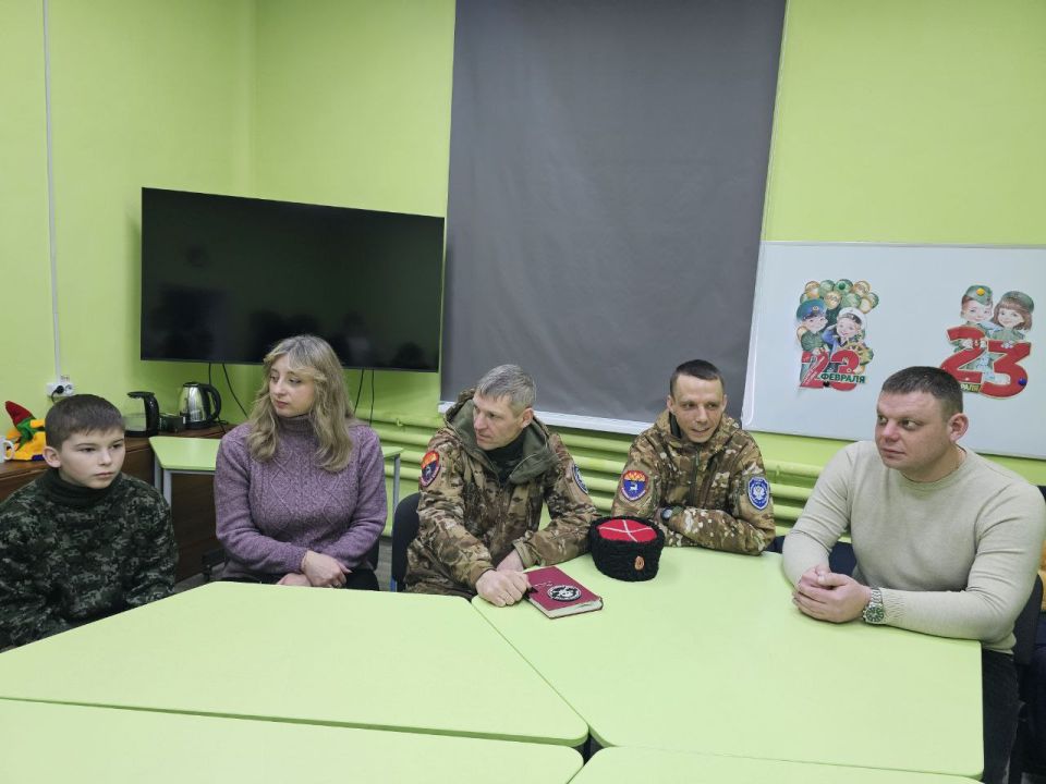 Галина Дуброва: В преддверии 23 февраля вместе с Сергеем Кулагиным встретились в пгт Галина Дуброва: В преддверии 23 февраля вместе с Сергеем Кулагиным встретились в пгт