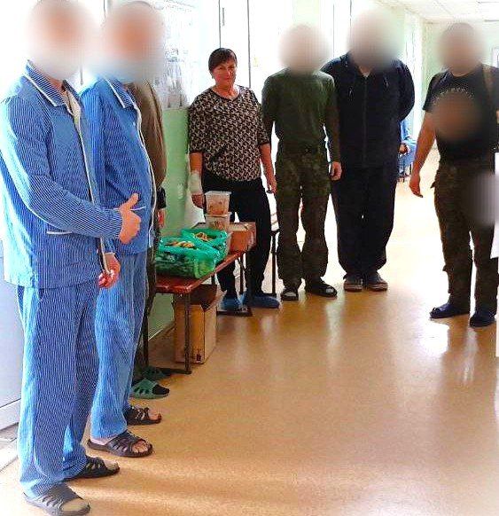 В день Защитника Отечества, душевная встреча в госпитале для бойцов, проходящих реабилитацию В день Защитника Отечества, душевная встреча в госпитале для бойцов, проходящих реабилитацию