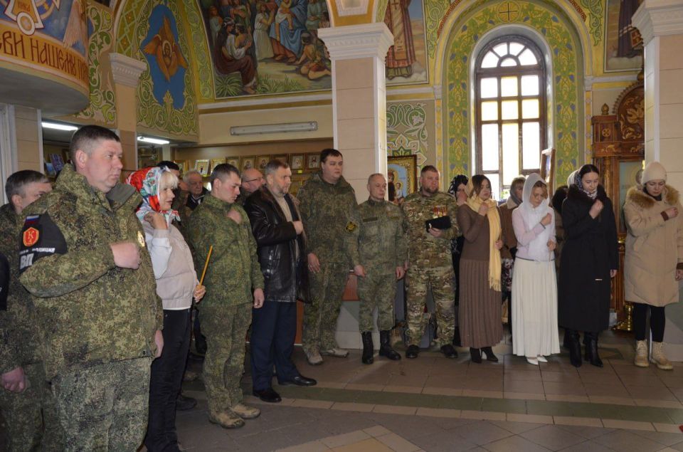 Алёна Лумеровская: День защитника Отечества в Лутугино: с молитвой за воинов и верой в Победу! Алёна Лумеровская: День защитника Отечества в Лутугино: с молитвой за воинов и верой в Победу!