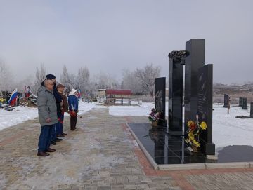 ���� ��������� ��������� ������� �������� ������ �������: ��� �� ������ ����������� ����, � ���� ������ ���������� �������� � ����������� ����� ������������ �������