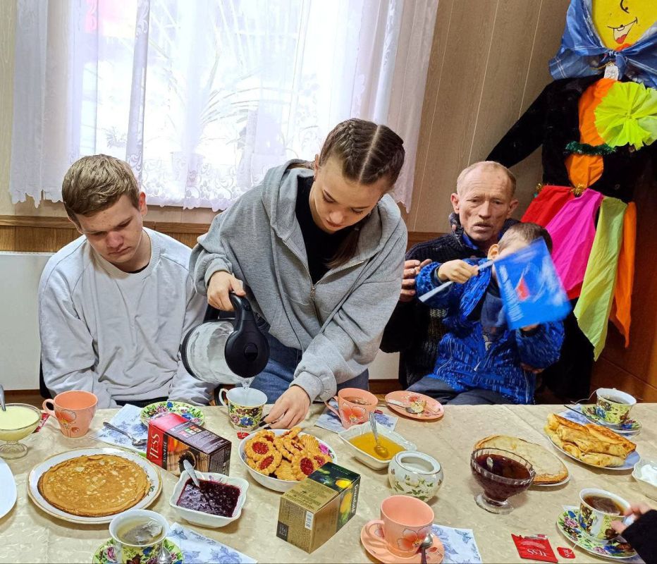 Масленица — любимый всеми русский праздник, отмечаемый каждую весну Масленица — любимый всеми русский праздник, отмечаемый каждую весну