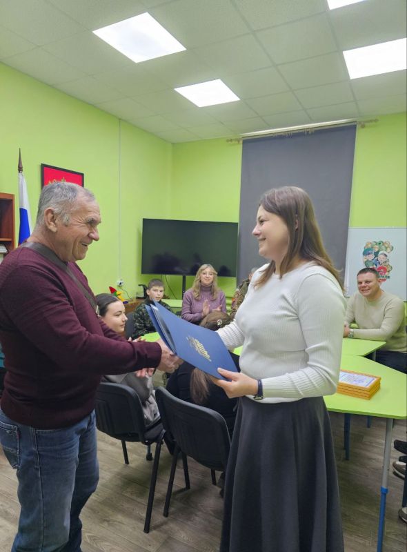 Галина Дуброва: В преддверии 23 февраля вместе с Сергеем Кулагиным встретились в пгт Галина Дуброва: В преддверии 23 февраля вместе с Сергеем Кулагиным встретились в пгт