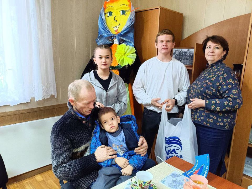 Масленица — любимый всеми русский праздник, отмечаемый каждую весну Масленица — любимый всеми русский праздник, отмечаемый каждую весну