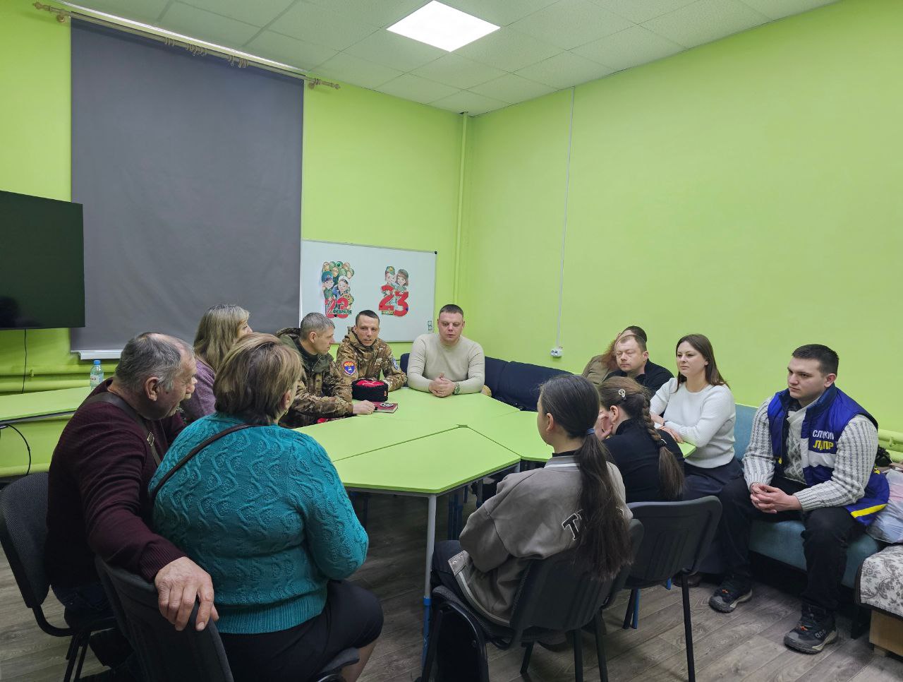 Галина Дуброва: В преддверии 23 февраля вместе с Сергеем Кулагиным встретились в пгт Галина Дуброва: В преддверии 23 февраля вместе с Сергеем Кулагиным встретились в пгт