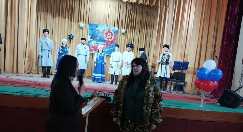 Сегодня в филиале "Донцовский СДК" прошел торжественный концерт "Честь и слава защитникам!" Сегодня в филиале "Донцовский СДК" прошел торжественный концерт "Честь и слава защитникам!"