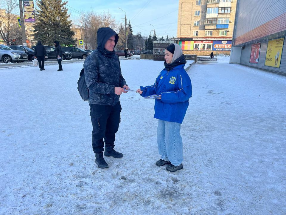 ЛДПР В СВЕРДЛОВСКЕ ПОЗДРАВИЛИ МУЖЧИН С ДНЕМ ЗАЩИТНИКА ОТЕЧЕСТВА ЛДПР В СВЕРДЛОВСКЕ ПОЗДРАВИЛИ МУЖЧИН С ДНЕМ ЗАЩИТНИКА ОТЕЧЕСТВА