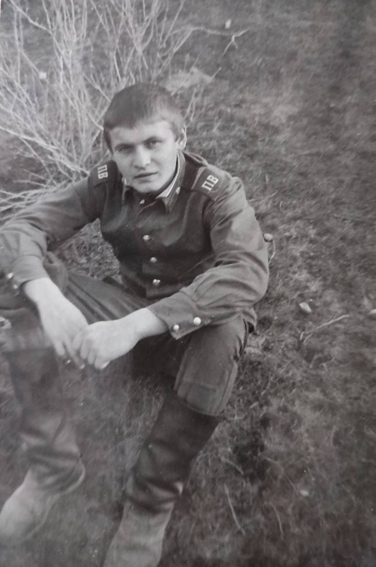 В честь Дня защитника Отечества мы представляем вам историю врача, который знает о мужестве не понаслышке: Геннадия Стасисовича Рачкаускаса, главного врача Луганской республиканской клинической психоневрологической больницы