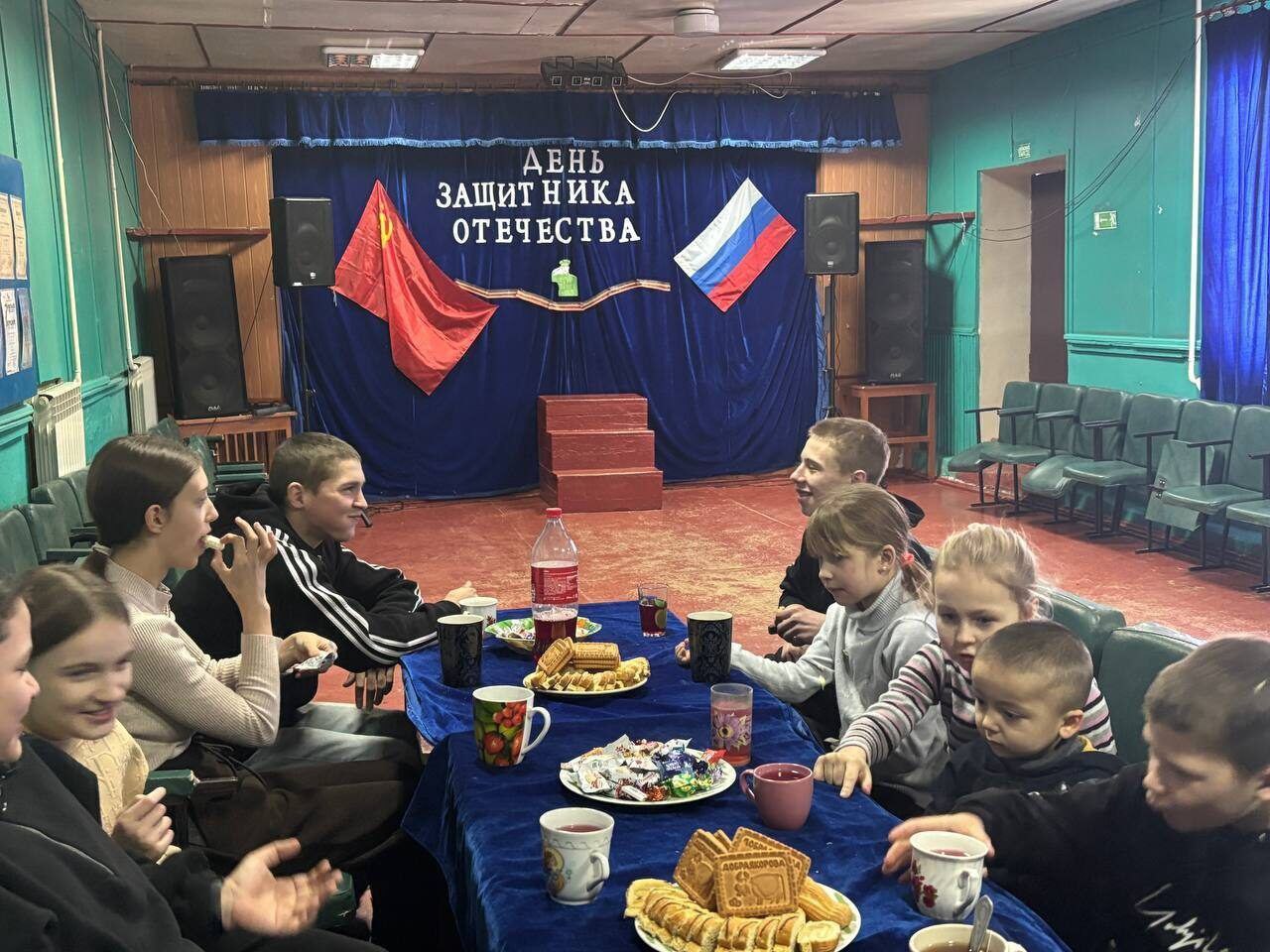 23 февраля в России отмечается День защитника Отечества 23 февраля в России отмечается День защитника Отечества