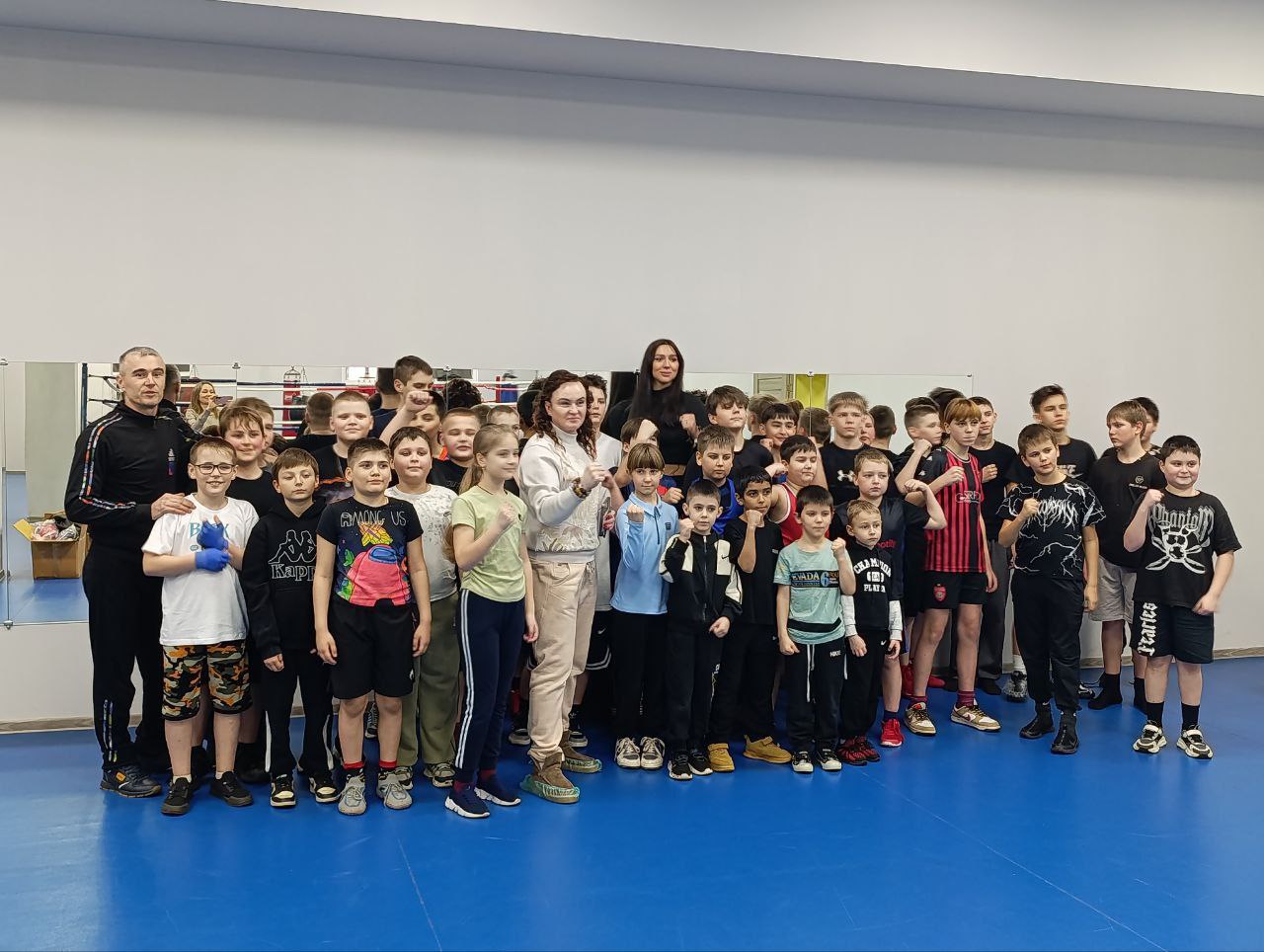 Иван Санаев: День добра и вдохновения: почётные гости в Луганске и Краснодоне Иван Санаев: День добра и вдохновения: почётные гости в Луганске и Краснодоне