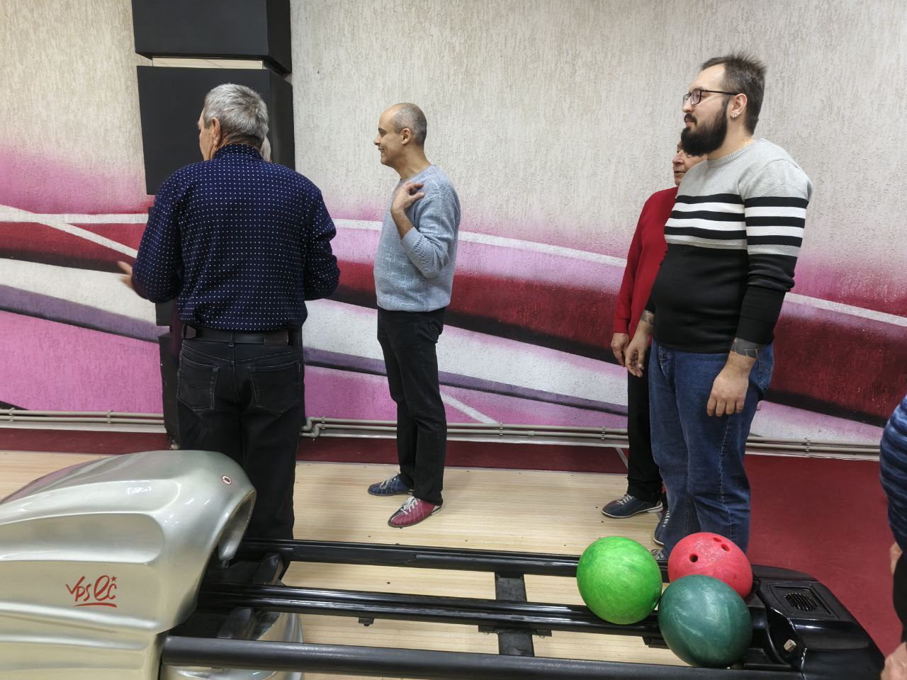 Соревнование по боулингу среди сотрудников ППО ГБУЗ "Свердловской центральной городской больницы" ЛНР Соревнование по боулингу среди сотрудников ППО ГБУЗ "Свердловской центральной городской больницы" ЛНР