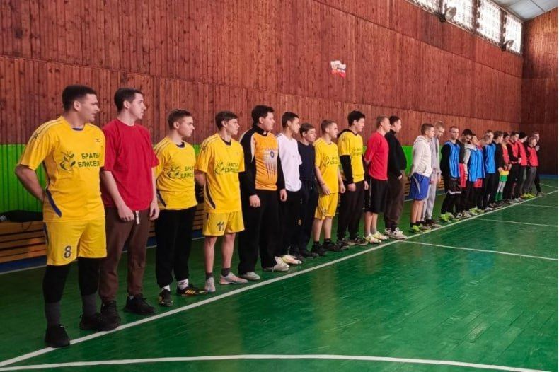 23 февраля в Астаховском спортивном комплексе в очередной раз разыграли «Кубок Защитников Отечества» по минифутболу 23 февраля в Астаховском спортивном комплексе в очередной раз разыграли «Кубок Защитников Отечества» по минифутболу