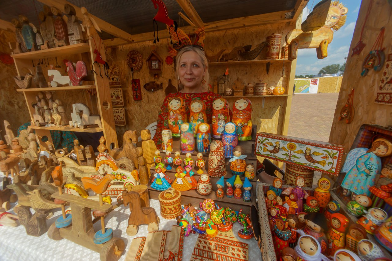 Москва открывает прием заявок на юбилейный фестиваль «Русское поле» Москва открывает прием заявок на юбилейный фестиваль «Русское поле»