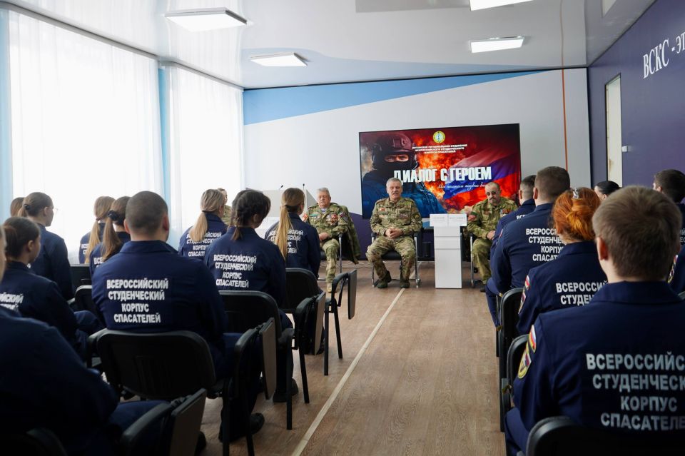 «Диалог с Героем» — честно о службе и выборе «Диалог с Героем» — честно о службе и выборе