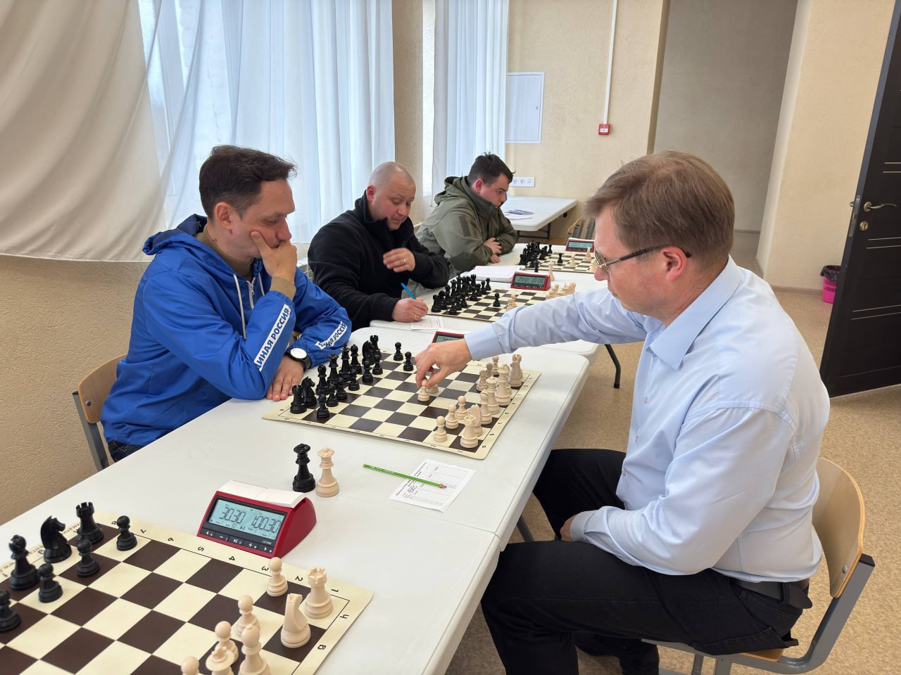 Егор Бабкин: Принял участие в мероприятии «Шахматы для СВОих», которое прошло в шахматном клубе Сергея Карякина и было приурочено ко Дню защитника Отечества