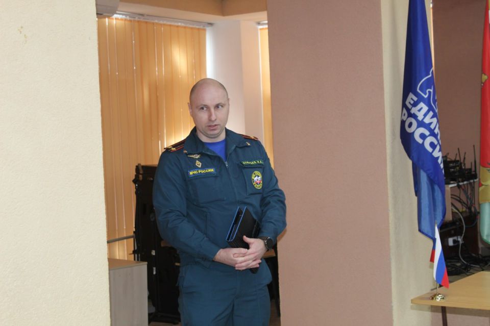 Виталий Коваленко: Сегодня провел еженедельное аппаратное совещание с начальниками структурных подразделений администрации, руководителями предприятий, учреждений и организаций Беловодского муниципального округа Виталий Коваленко: Сегодня провел еженедельное аппаратное совещание с начальниками структурных подразделений администрации, руководителями предприятий, учреждений и организаций Беловодского муниципального округа