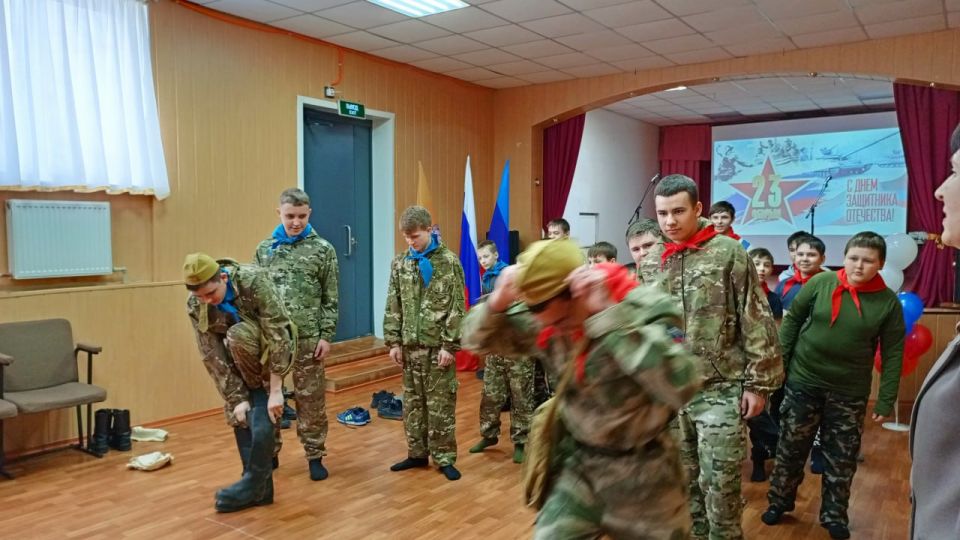 В селе Жёлтое провели литературно-музыкальный час «Честь и слава Защитника» В селе Жёлтое провели литературно-музыкальный час «Честь и слава Защитника»