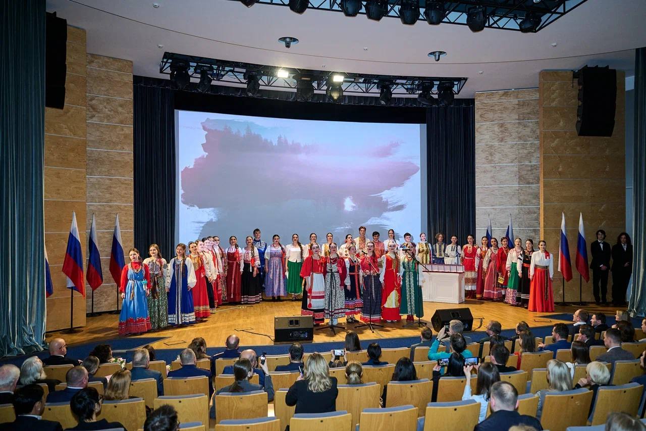 Ольга Любимова: Вручила ведомственные награды Минкультуры России – медали Александра Твардовского Ольга Любимова: Вручила ведомственные награды Минкультуры России – медали Александра Твардовского