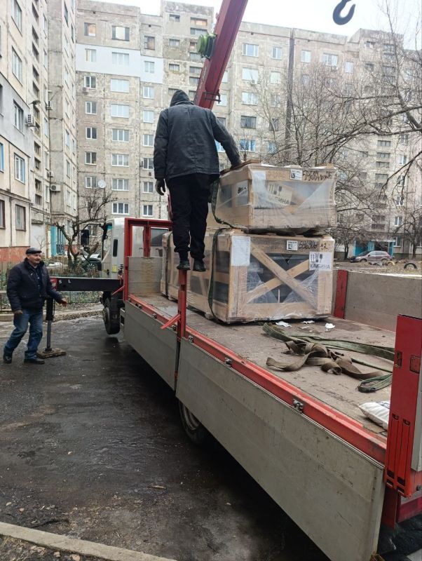 Андрей Рубанцов: В Ровеньках по региональной адресной программе капремонта продолжается замена лифтов в многоквартирных домах Андрей Рубанцов: В Ровеньках по региональной адресной программе капремонта продолжается замена лифтов в многоквартирных домах