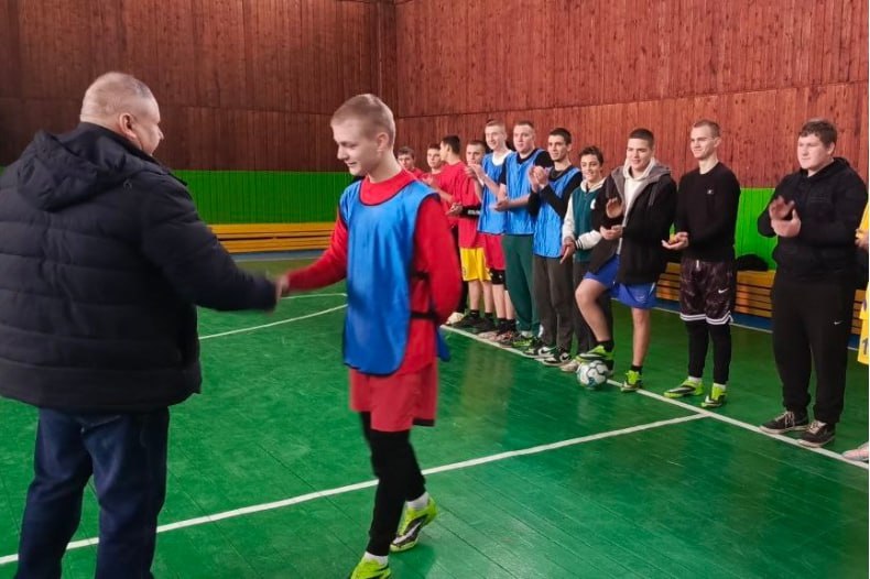 23 февраля в Астаховском спортивном комплексе в очередной раз разыграли «Кубок Защитников Отечества» по минифутболу 23 февраля в Астаховском спортивном комплексе в очередной раз разыграли «Кубок Защитников Отечества» по минифутболу