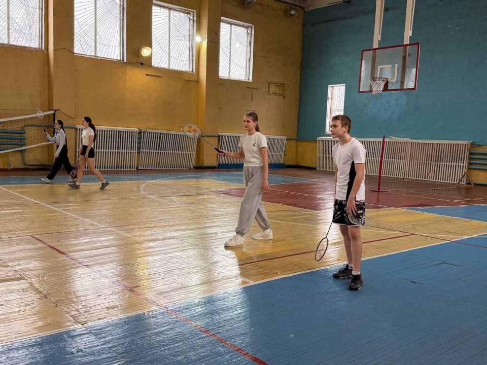 На базе спортзала «Кристалл» Петровского комплекса спортивных сооружений прошел турнир по бадминтону, посвященный Дню защитника отечества На базе спортзала «Кристалл» Петровского комплекса спортивных сооружений прошел турнир по бадминтону, посвященный Дню защитника отечества