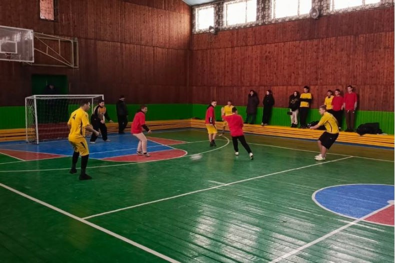 23 февраля в Астаховском спортивном комплексе в очередной раз разыграли «Кубок Защитников Отечества» по минифутболу 23 февраля в Астаховском спортивном комплексе в очередной раз разыграли «Кубок Защитников Отечества» по минифутболу