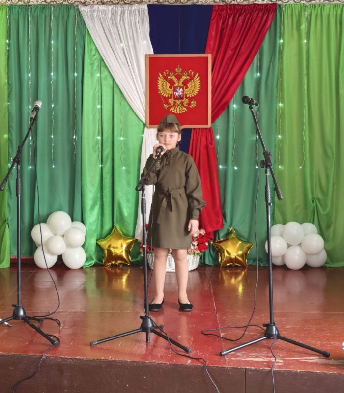 В Булавиновском сельском доме культуры, состоялся праздничный концерт, посвященный Дню защитника Отечества, и всем, кто стоит на страже нашей Родины В Булавиновском сельском доме культуры, состоялся праздничный концерт, посвященный Дню защитника Отечества, и всем, кто стоит на страже нашей Родины