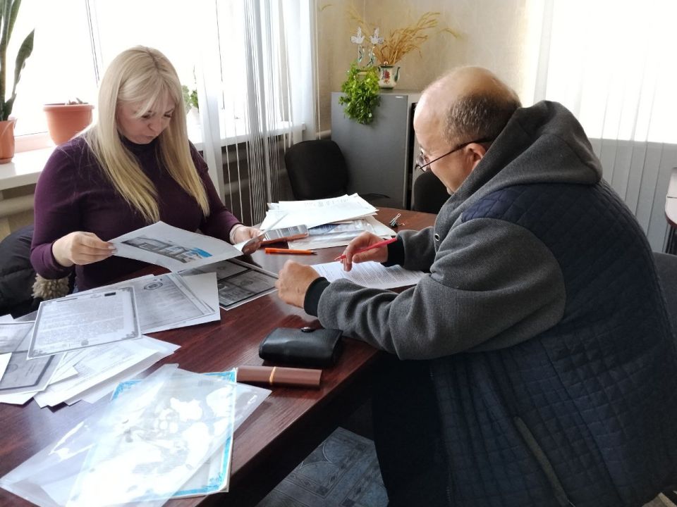 Специалисты центра социальной защиты населения провели выездной прием Специалисты центра социальной защиты населения провели выездной прием