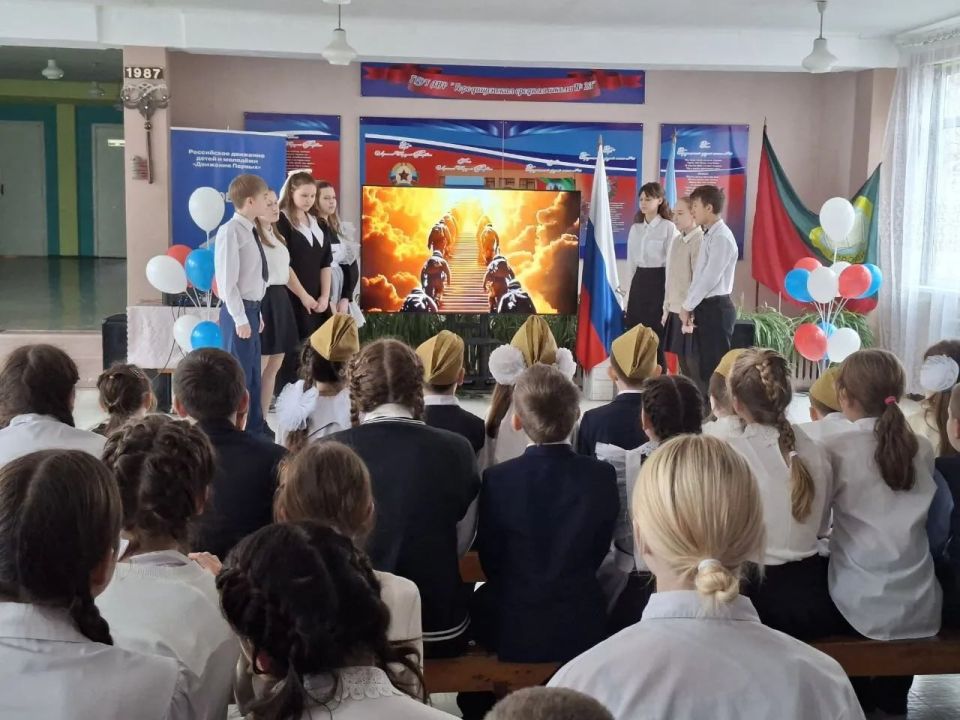 В Городищенской школе прошел фестиваль патриотической песни В Городищенской школе прошел фестиваль патриотической песни